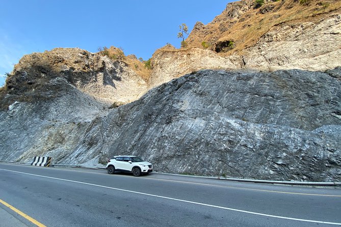 Private Vehicle Intercity Drive in Nepal (Kathmandu - Pokhara - Chitwan) - Pokhara to Kathmandu for a return transfer