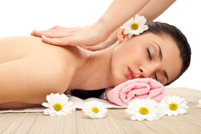 Retreat day tour : Massage and Yoga - Who will get the most from this retreat?