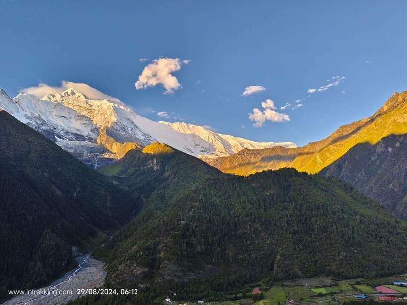 Short Annapurna Circuit Trek 09 Days . - What This Short Annapurna Circuit Actually Covers
