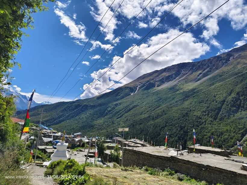 Short Annapurna Circuit Trek 09 Days . - Day 8: Thorong La at 5,416 Meters, Then Down to Muktinath
