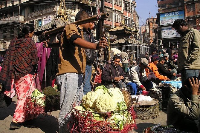 Smells of Kathmandu Walking Day Tour - The bead bazaar, Bangemudha, and Nardevi
