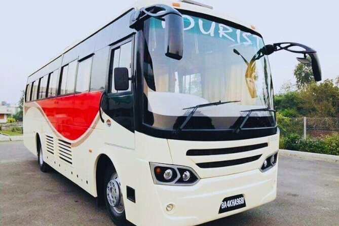 Tourist Bus Tickets: Kathmandu to Chitwan or Chitwan to KTM - The 30-Minute Lunch Break and Rest Stops