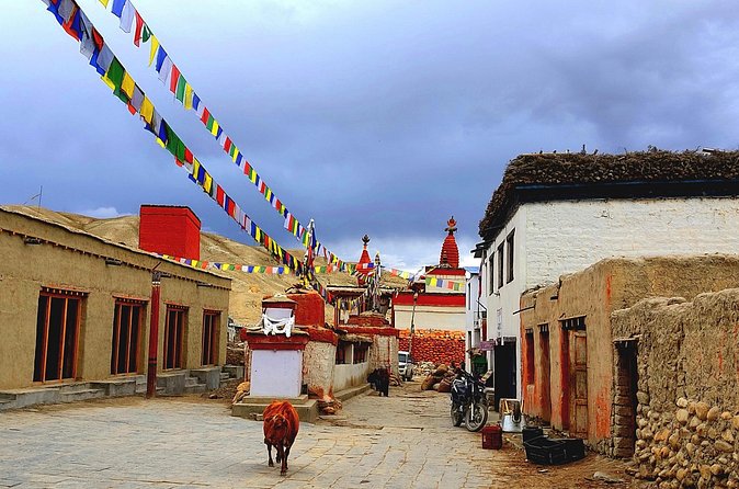 Upper Mustang Trek 14 Days - Day 8: Reaching the walled city of Lo Manthang