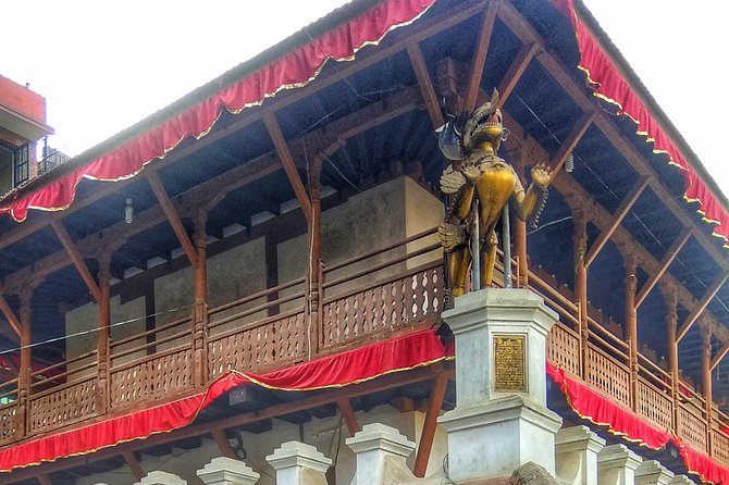 Walking tour of real Kathmandu through back streets. - Why this walk shows more than postcard Kathmandu